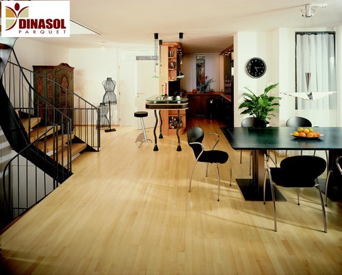 Parquet massif brut