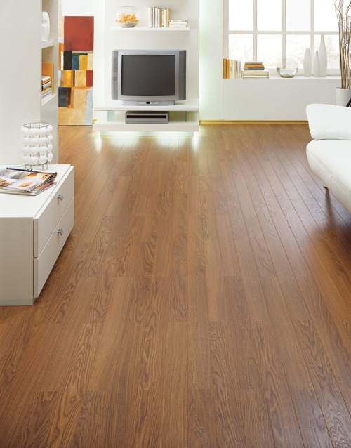 PARQUETS flottants Erable supr�me 6 couches de vitrificateur 